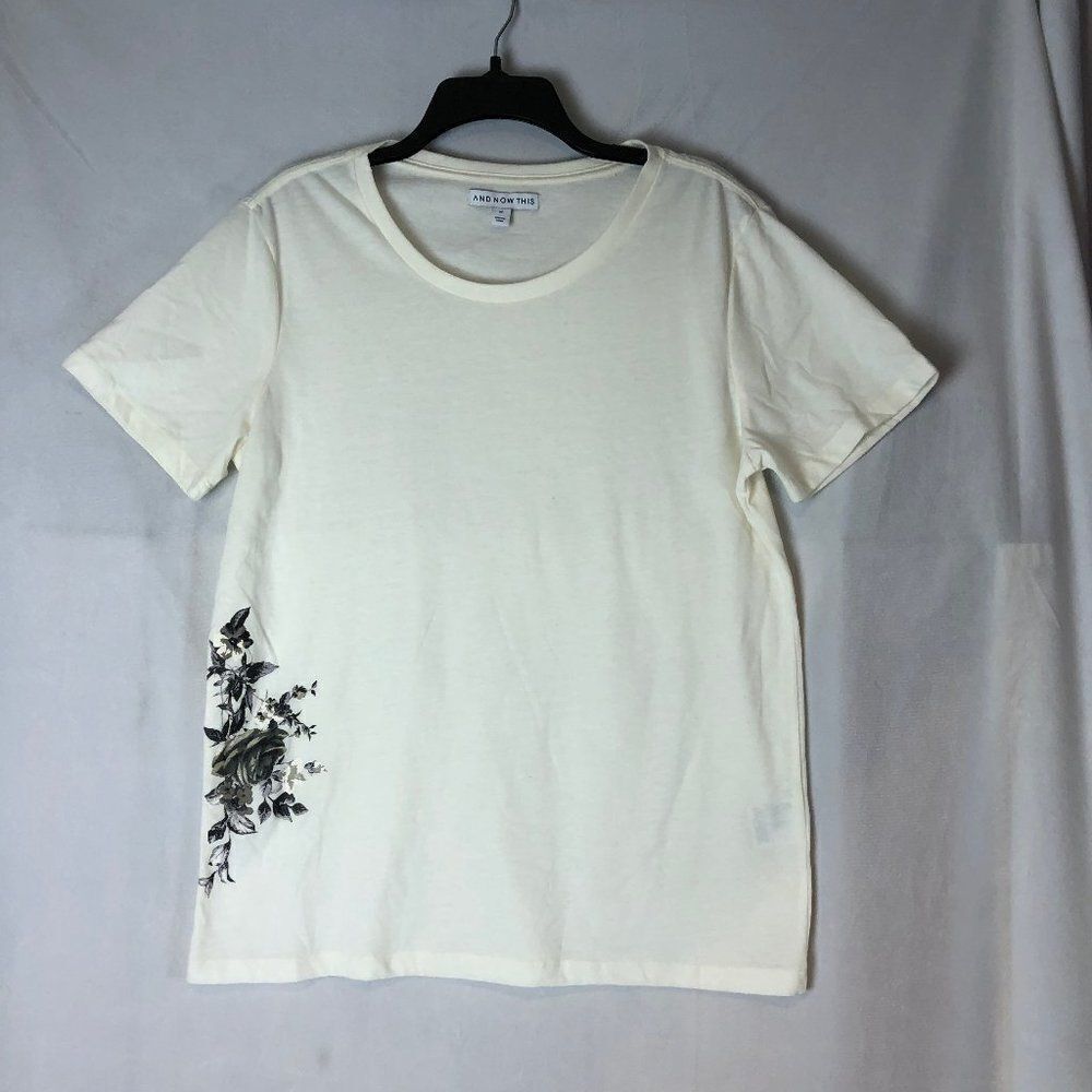 AND NOW THIS Men's Flower Graphic T-Shirt, Ivory, size M.         DC